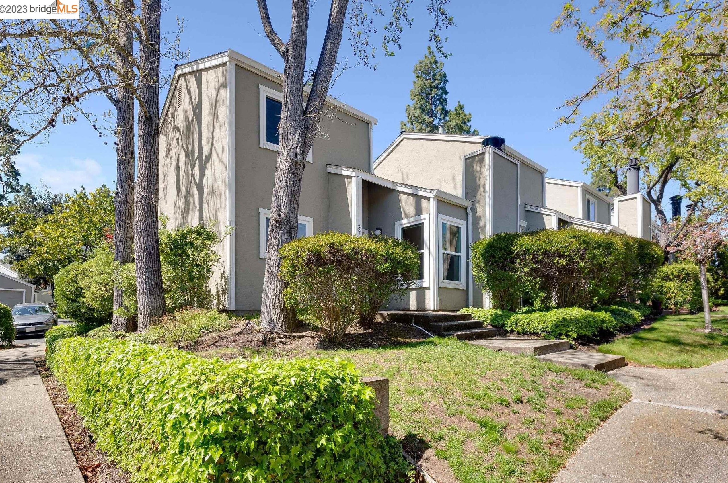 371 Scottsdale Rd, Concord, CA 94523