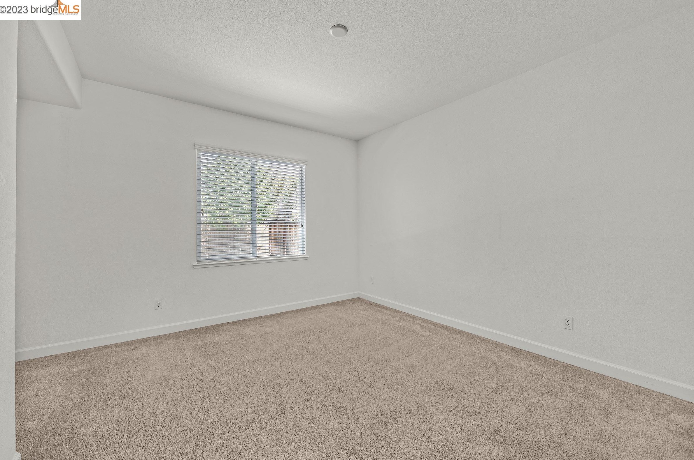 719 Jennifer St, Los Angeles CA  exterior