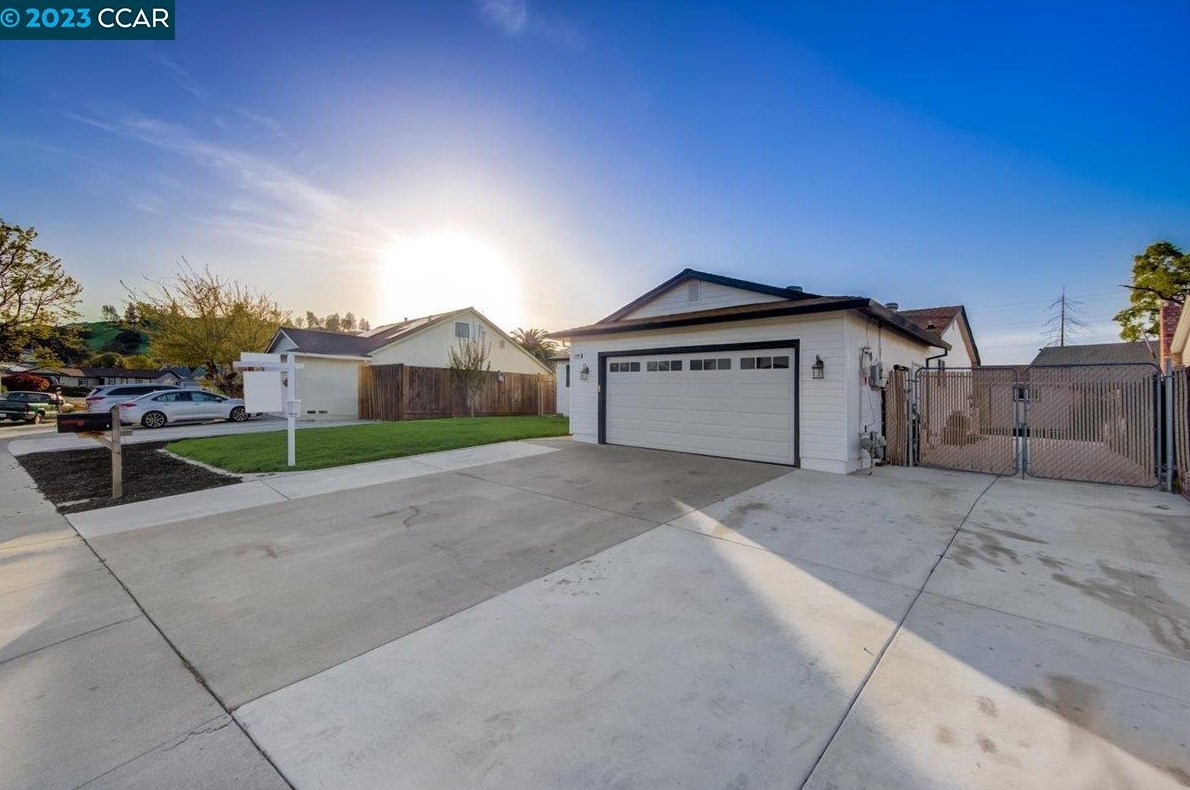 3204 Alger Rd, Antioch, CA 94509-5905