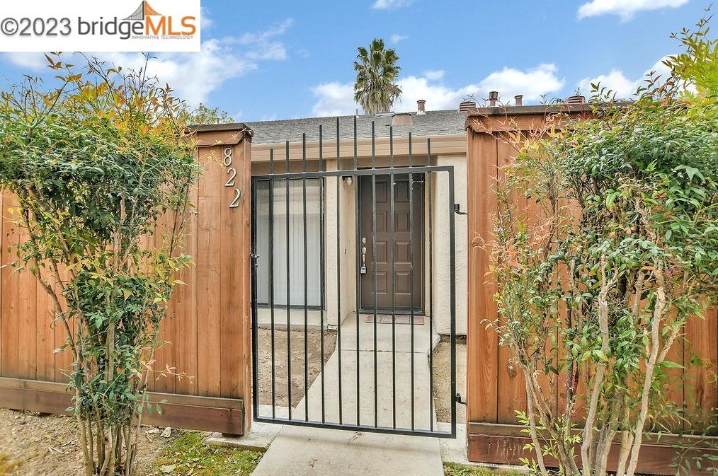 822 Villa Ter, Los Angeles, CA 94513-1283
