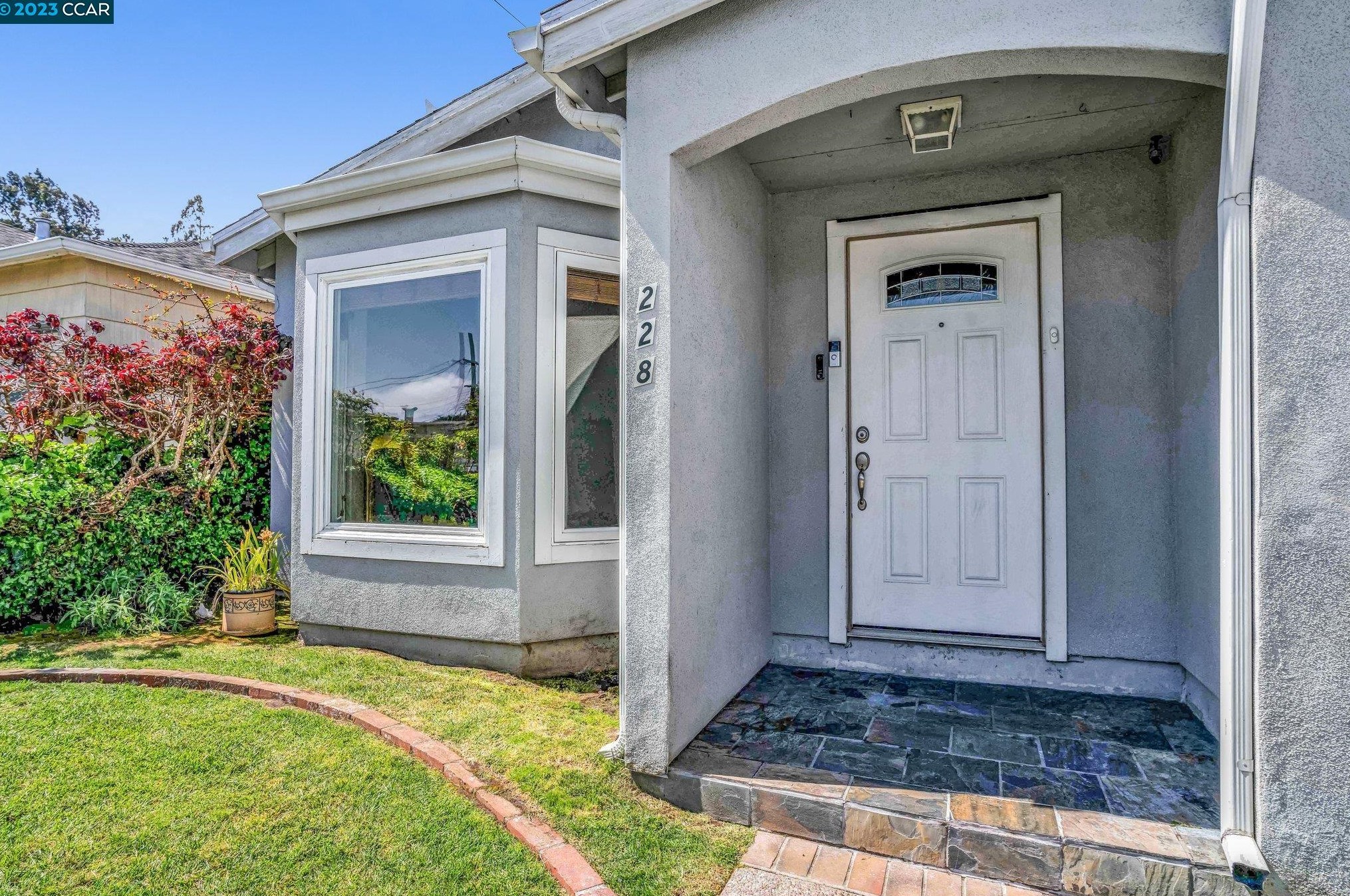 228 Clifden Dr, South San Francisco, CA 94080