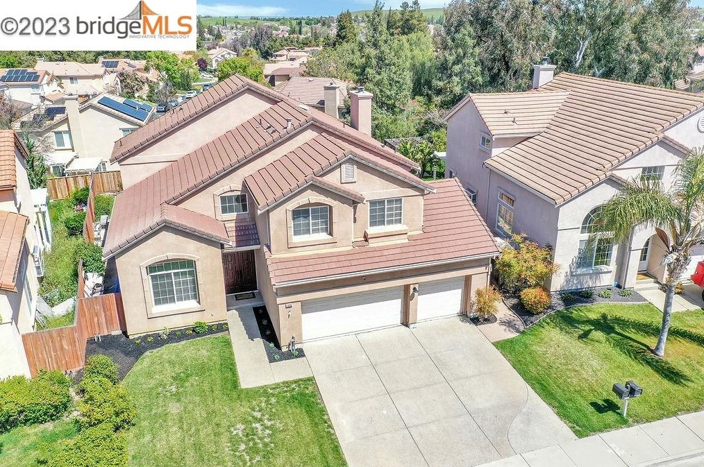 1905 Mount Hamilton Dr, Antioch, CA 94531-8357