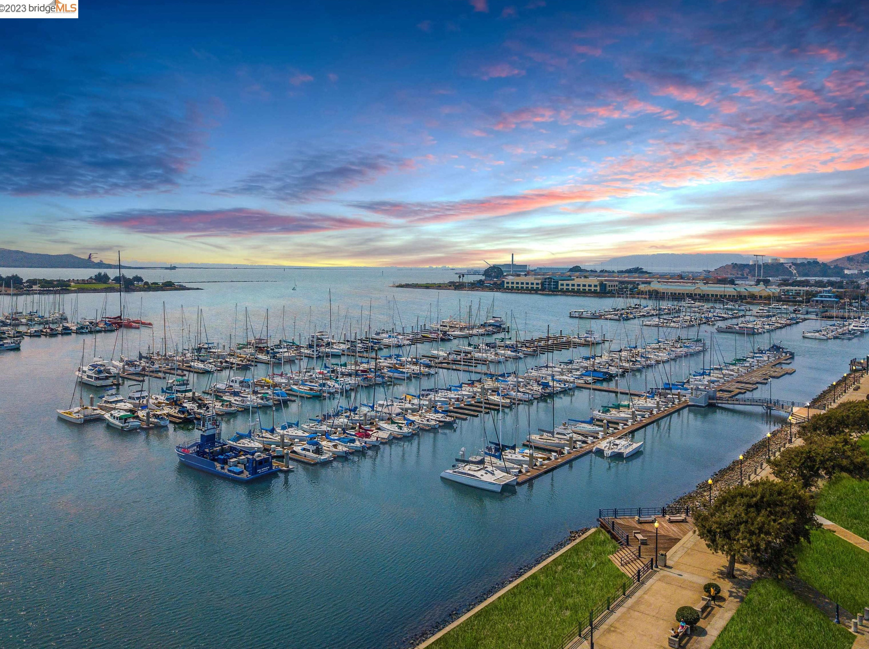 245 Shoreline Ct, Richmond CA  94804-7435 exterior