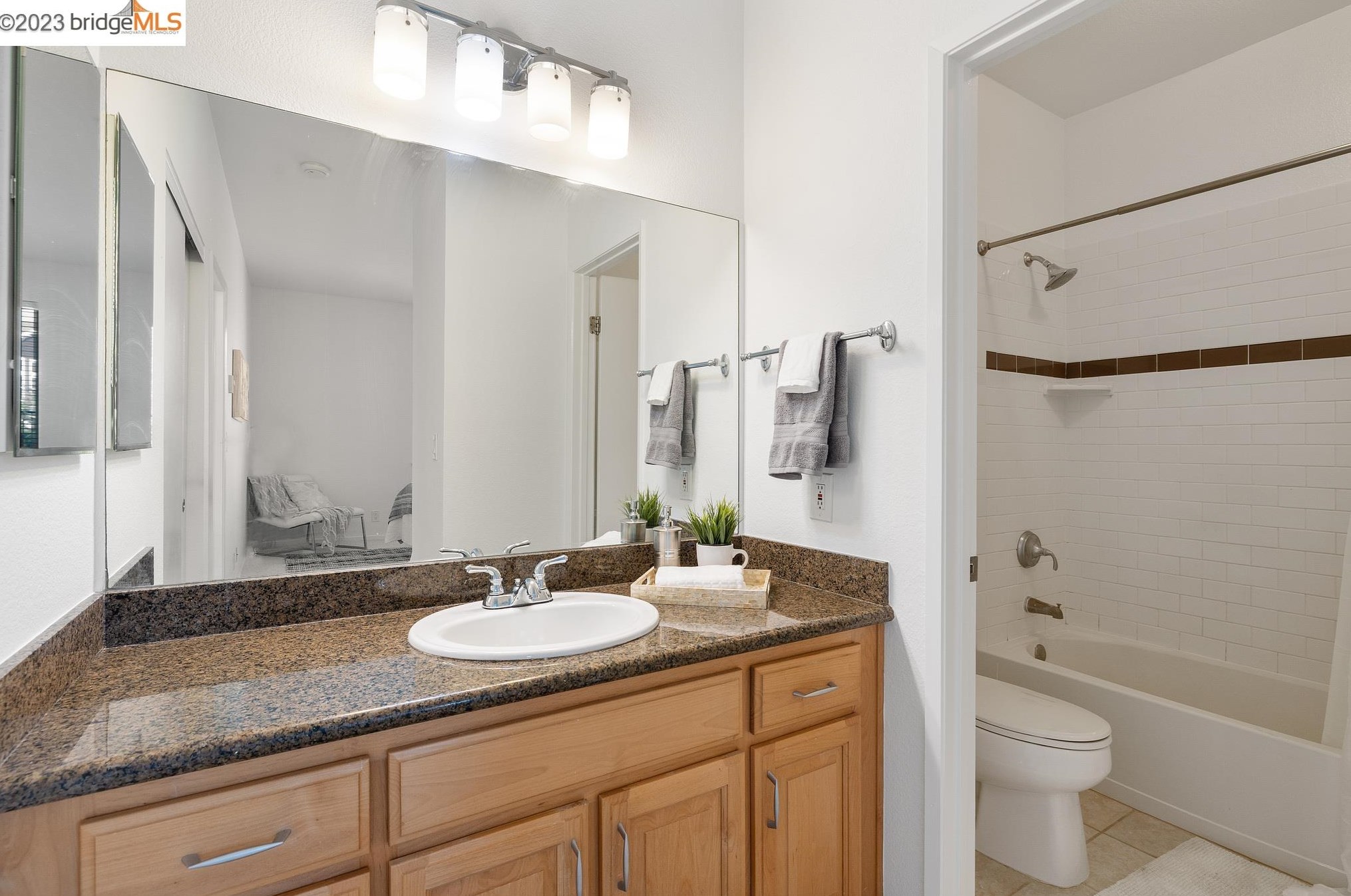 245 Shoreline Ct, Richmond CA  94804-7435 exterior