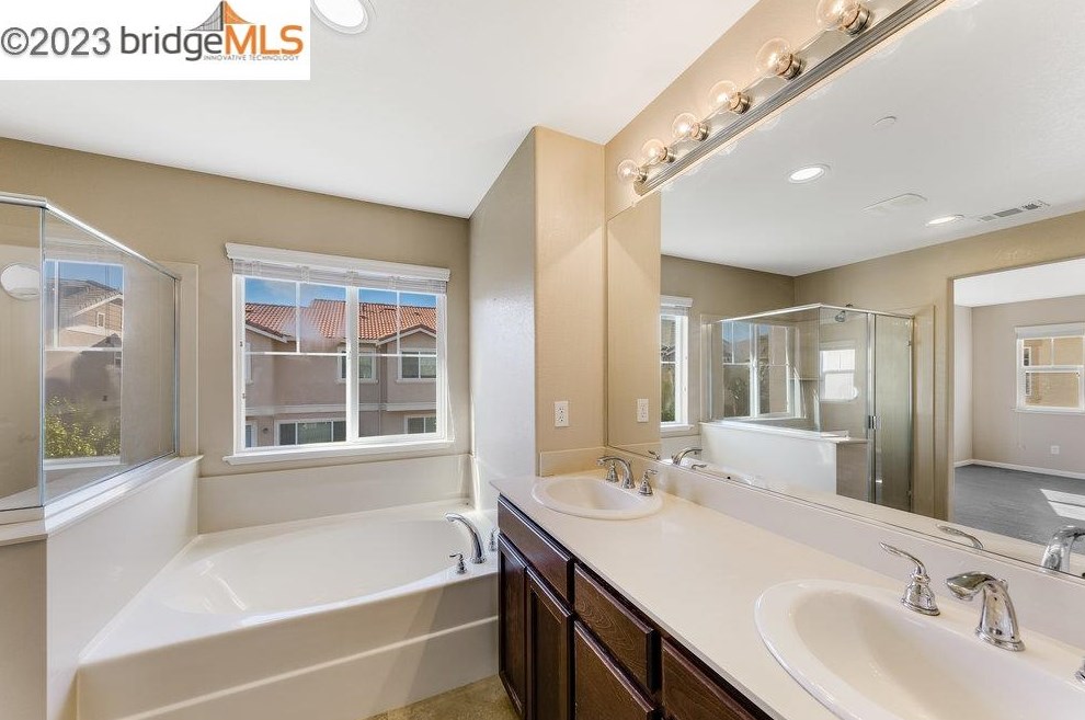 2321 Blue Ridge Ave, Los Angeles CA  94513-4158 exterior