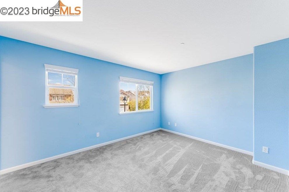 2321 Blue Ridge Ave, Los Angeles CA  94513-4158 exterior