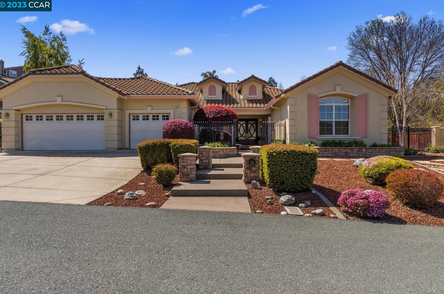 138 Inverness Way, Clayton, CA 94517-2223