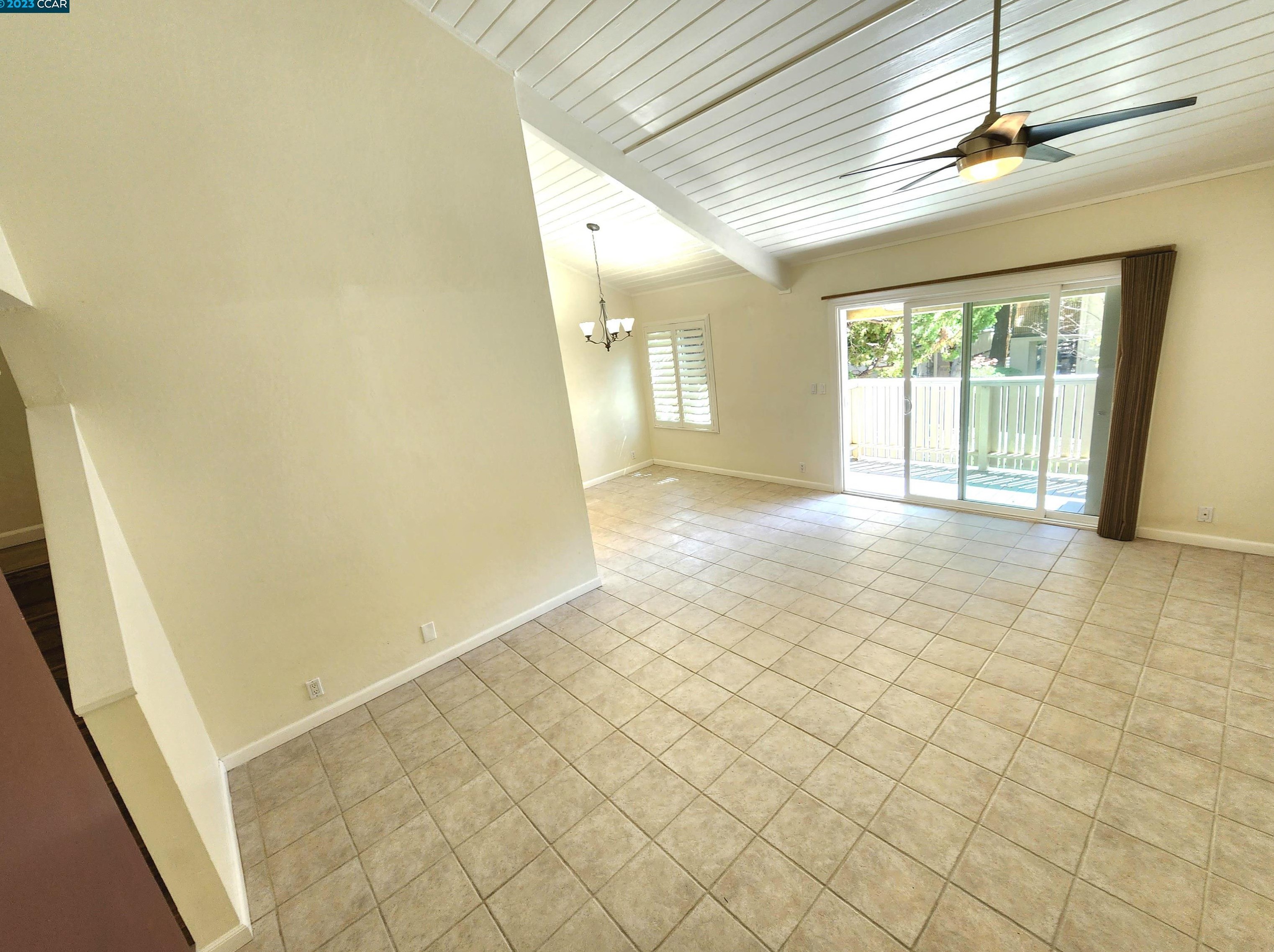 2708 Oak Rd #35, Walnut Creek, CA 94597