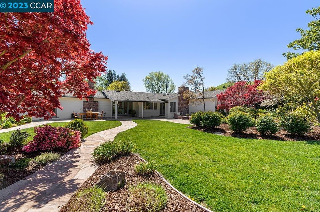 1347 San Reliez Ct, Lafayette, CA 94549-2514