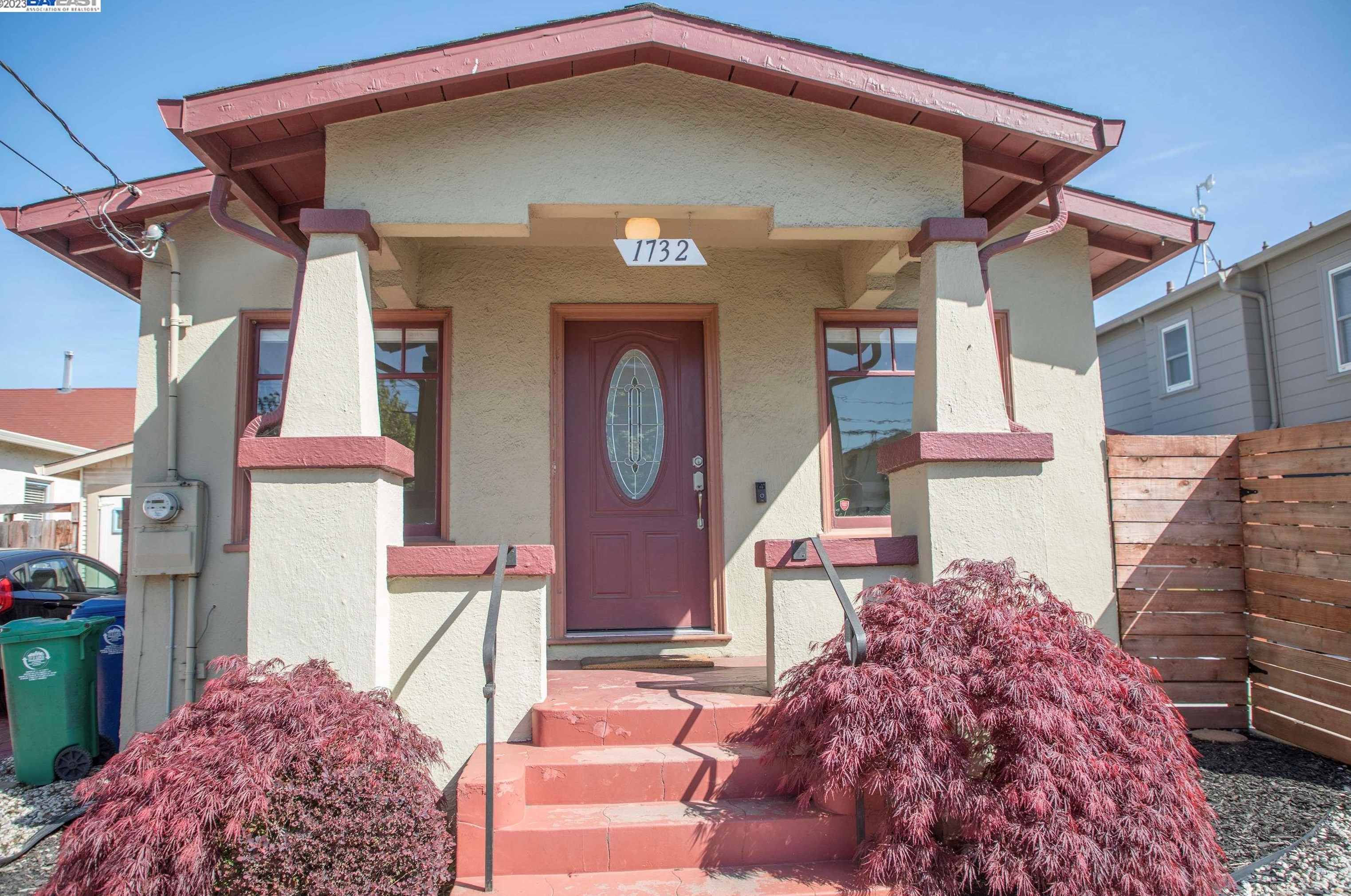 1732 Union St, Alameda, CA 94501-1342