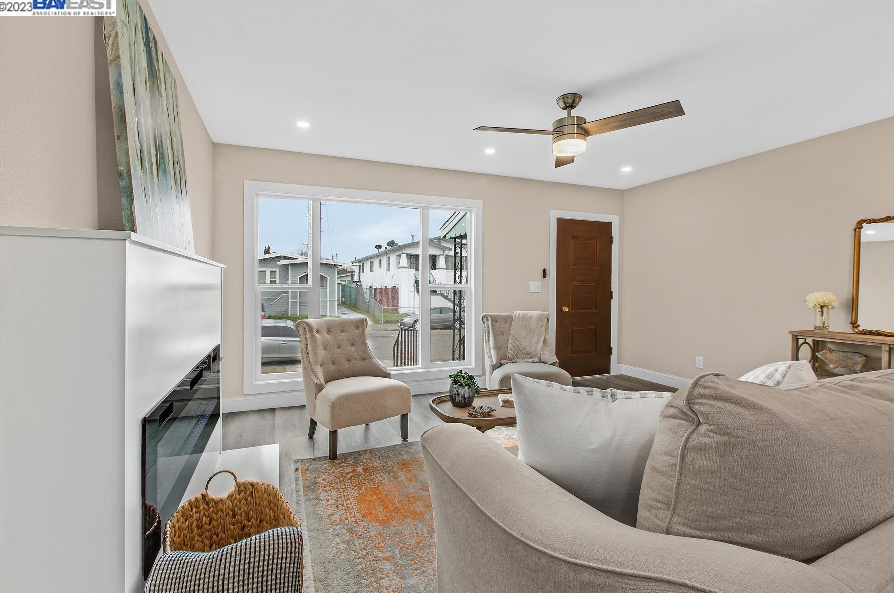 1405 Harmon St, Berkeley CA  94702-2717 exterior