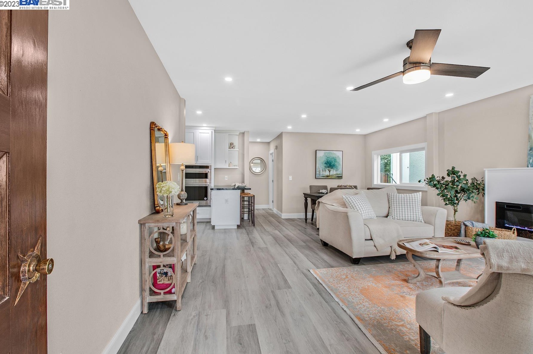 1405 Harmon St, Berkeley CA  94702-2717 exterior