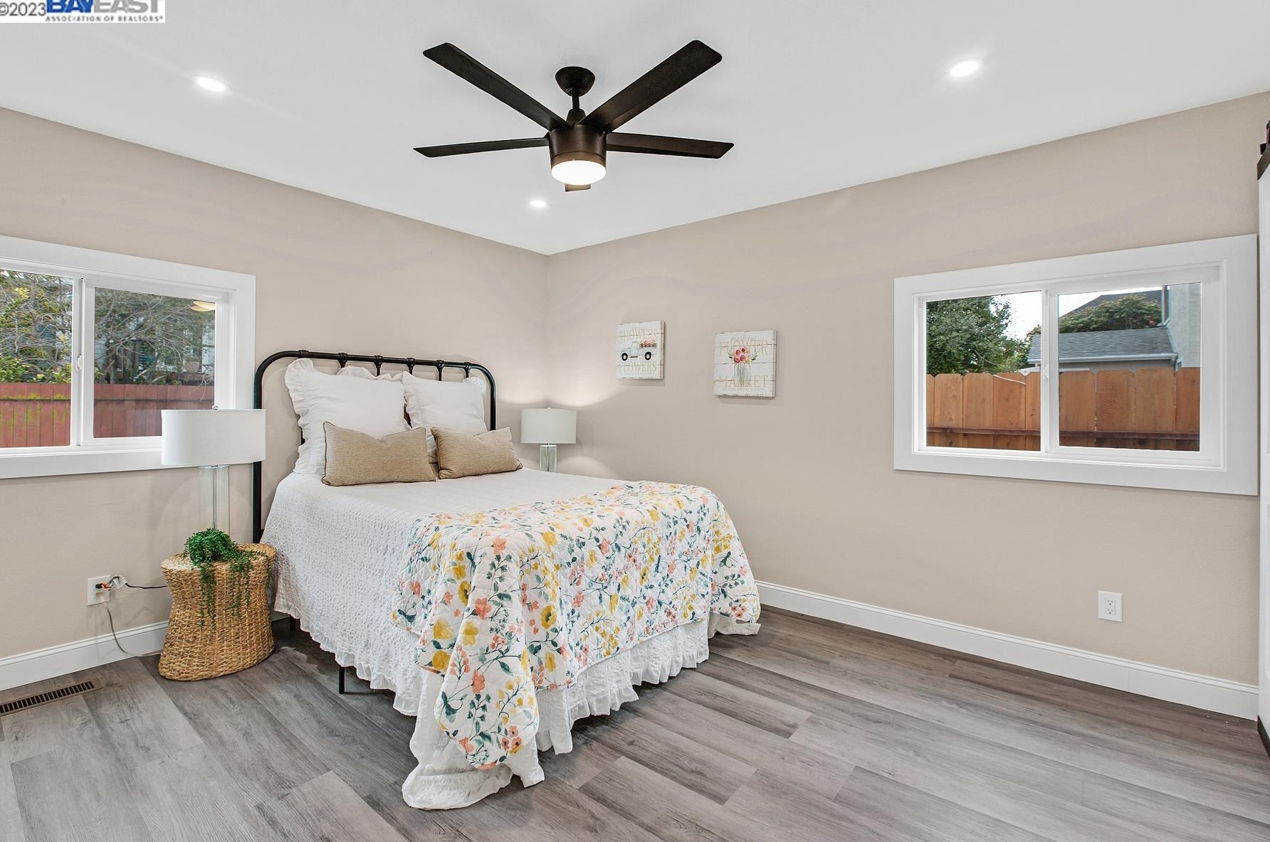 1405 Harmon St, Berkeley CA  94702-2717 exterior