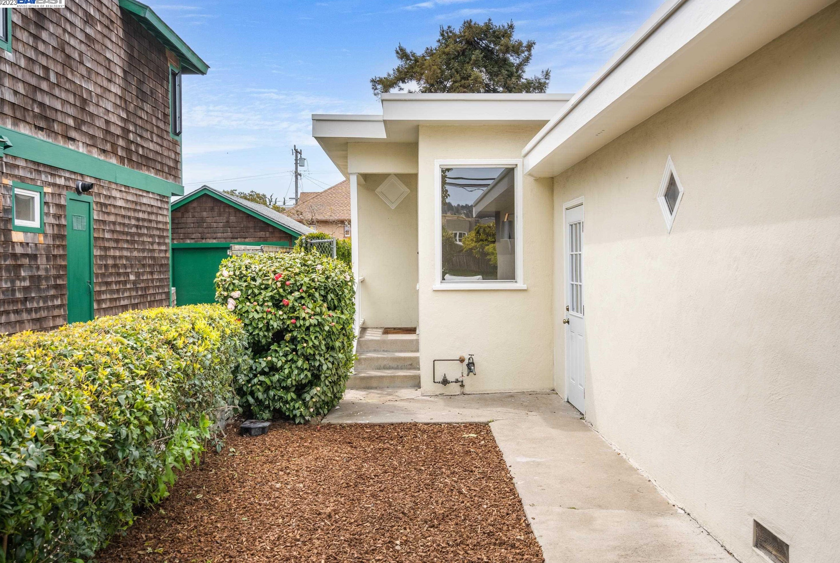 918 Jackson St, Berkeley, CA 94706