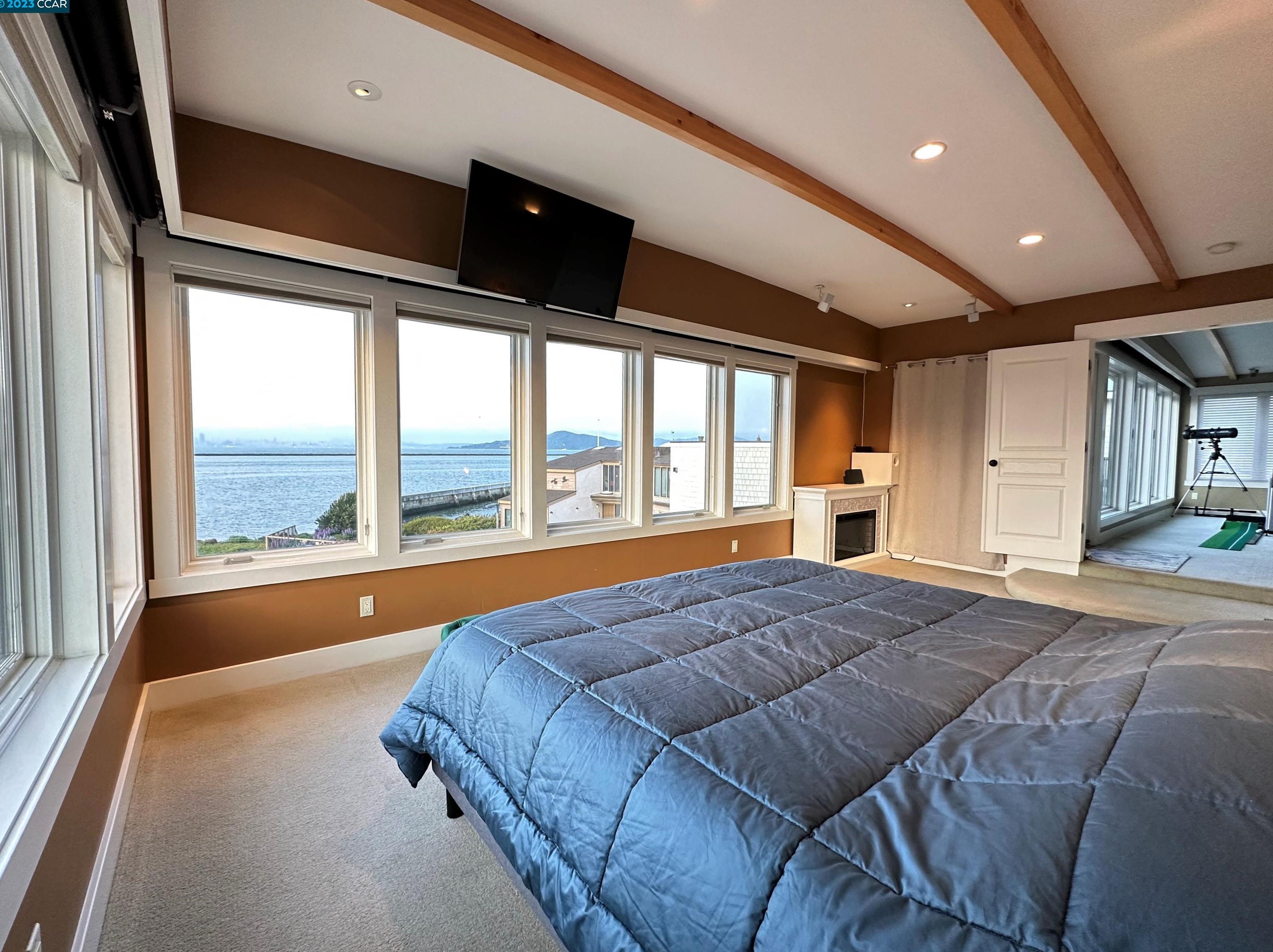 1469 Sandpiper Spit, Richmond CA  94801-4100 exterior