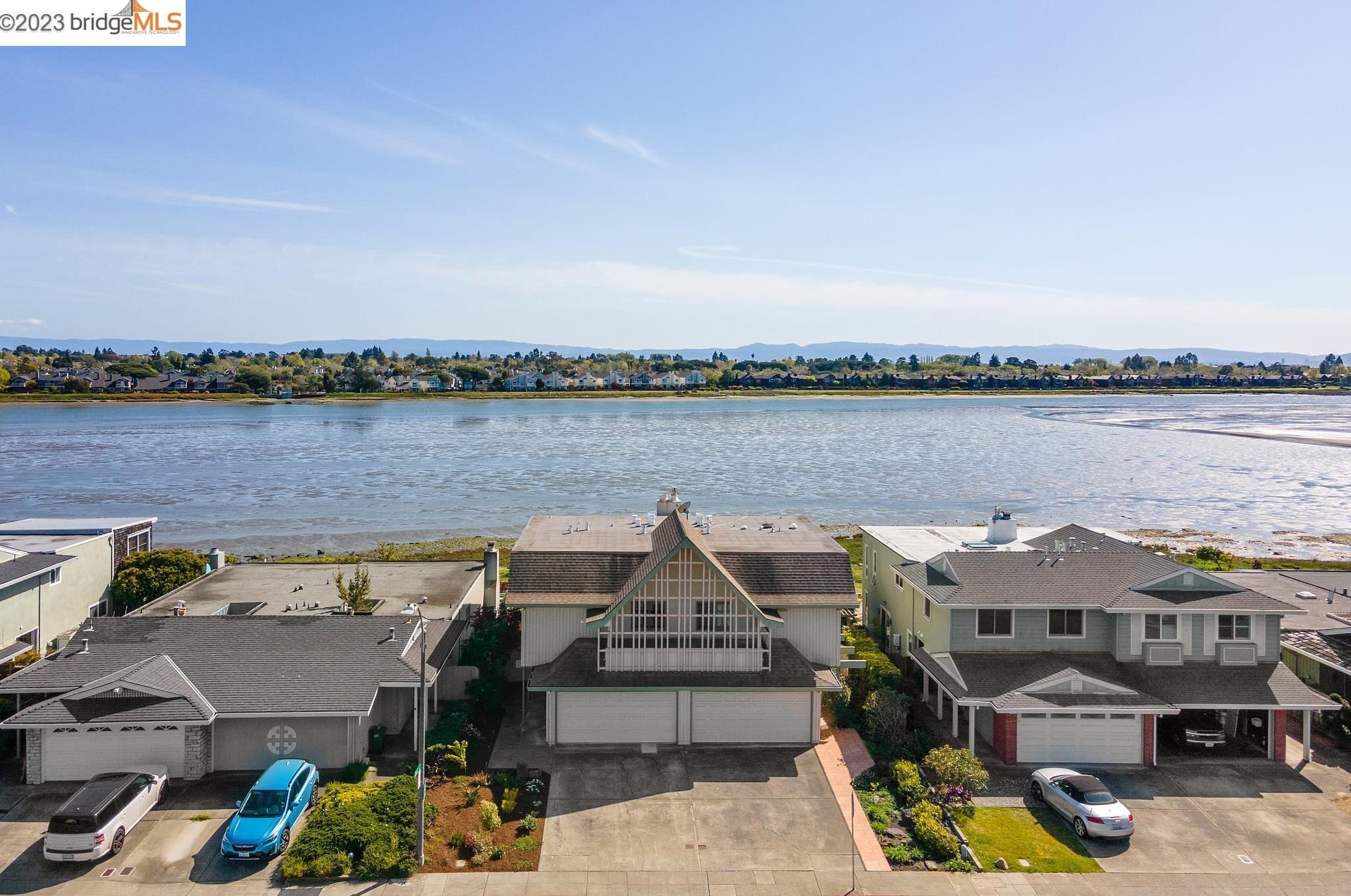 2926 Bayview Dr, Alameda, CA 94501