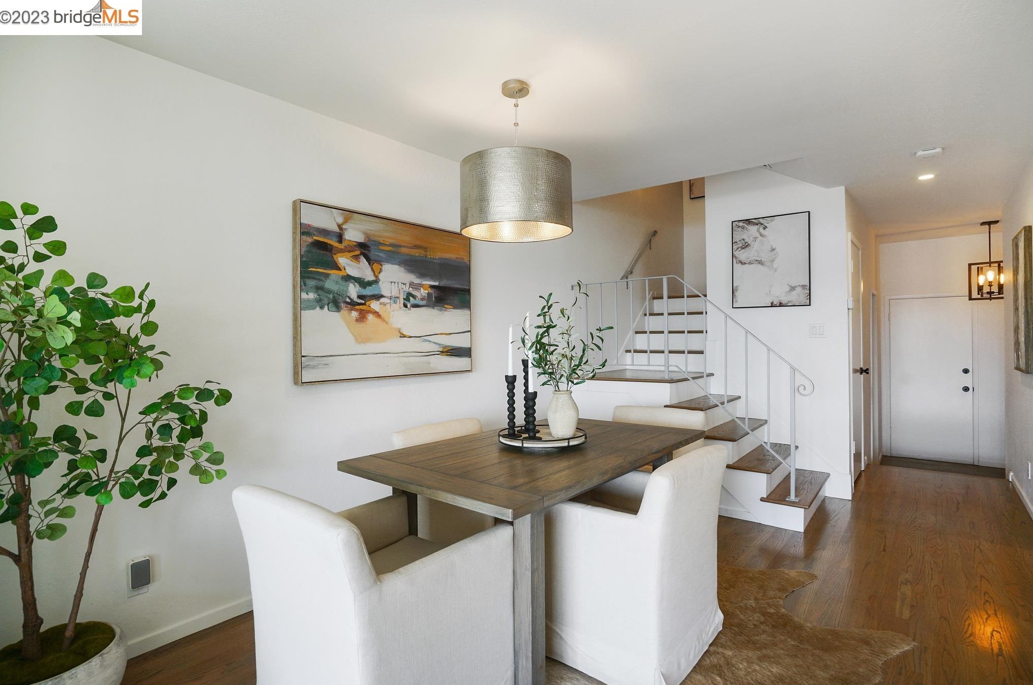 2926 Bayview Dr, Alameda CA  94501-6350 exterior