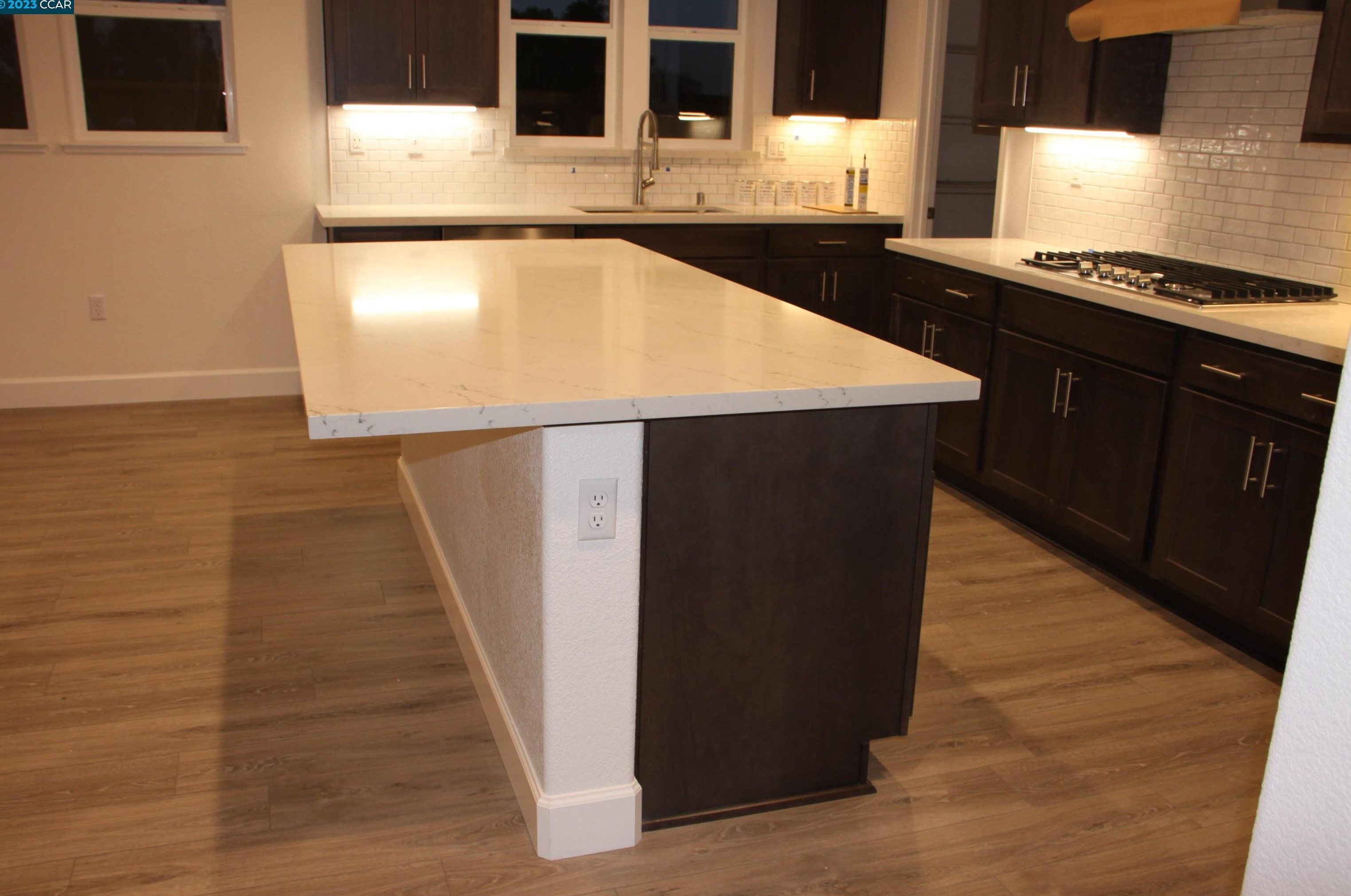 142 Mira Vis Dr, Oakley, CA 94561