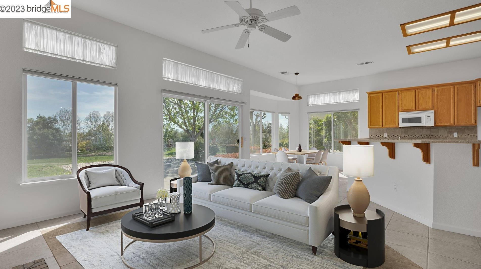 570 Central Park Pl, Los Angeles CA  94513-6032 exterior