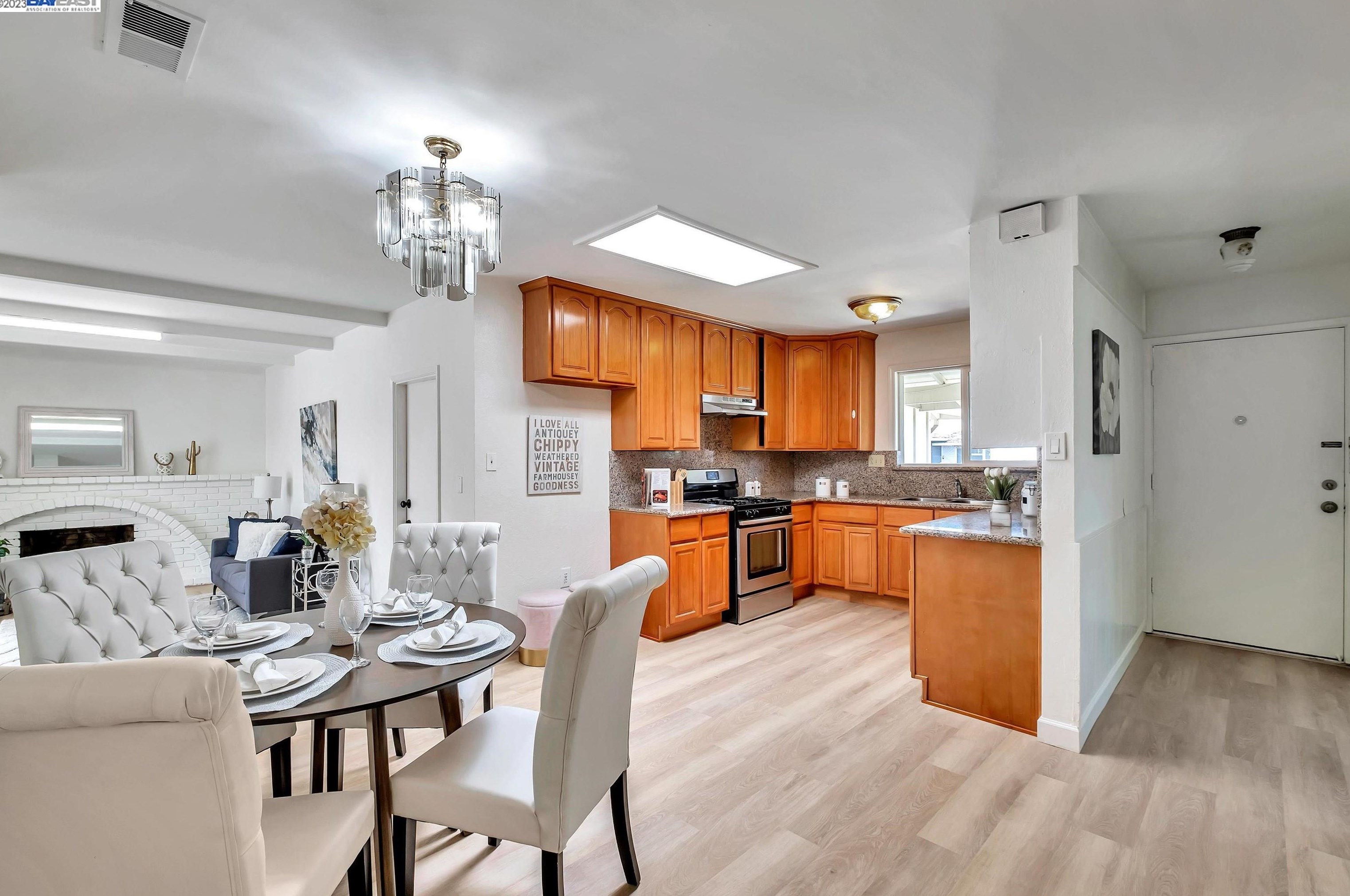 32472 Deborah Dr, Union City CA  94587-5007 exterior