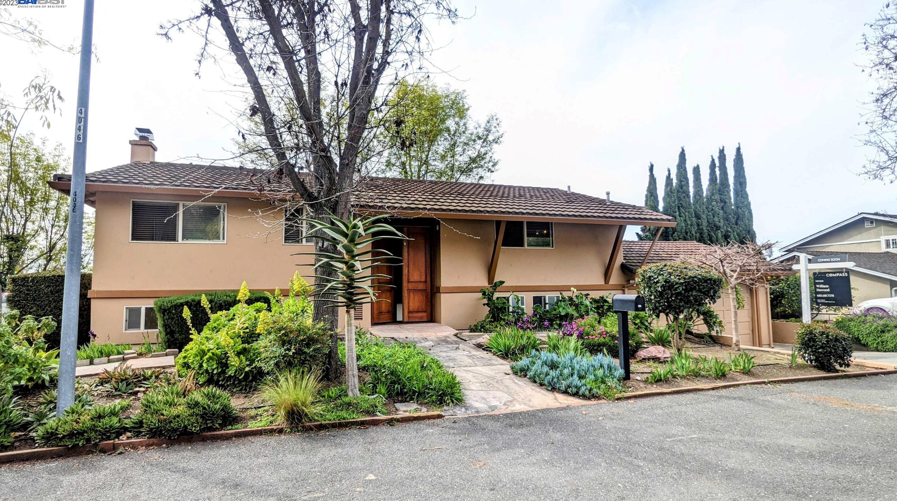 343 Riviera Dr, Union City, CA 94587-3721