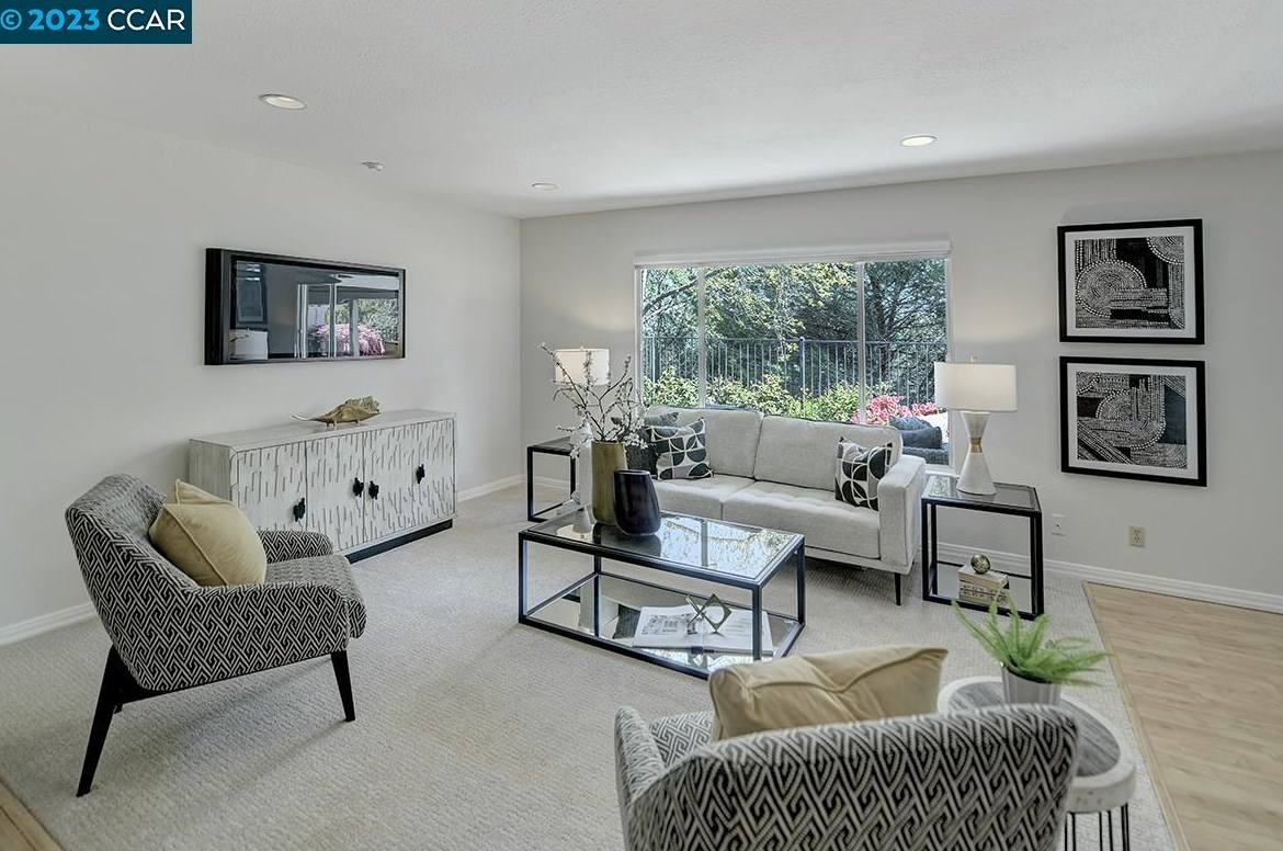 1900 Ptarmigan Dr, Walnut Creek, CA 94595-3505