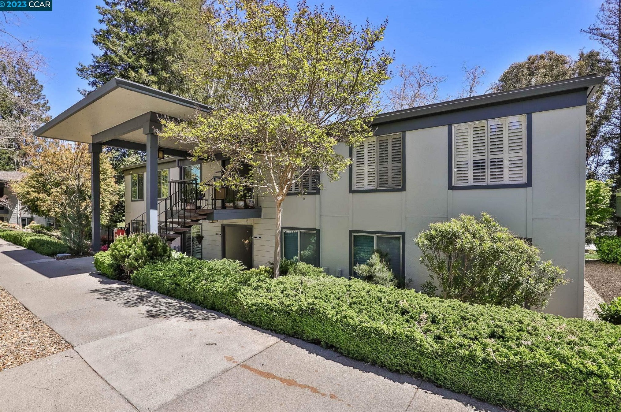 2520 Ptarmigan Dr #3, Walnut Creek, CA 94595