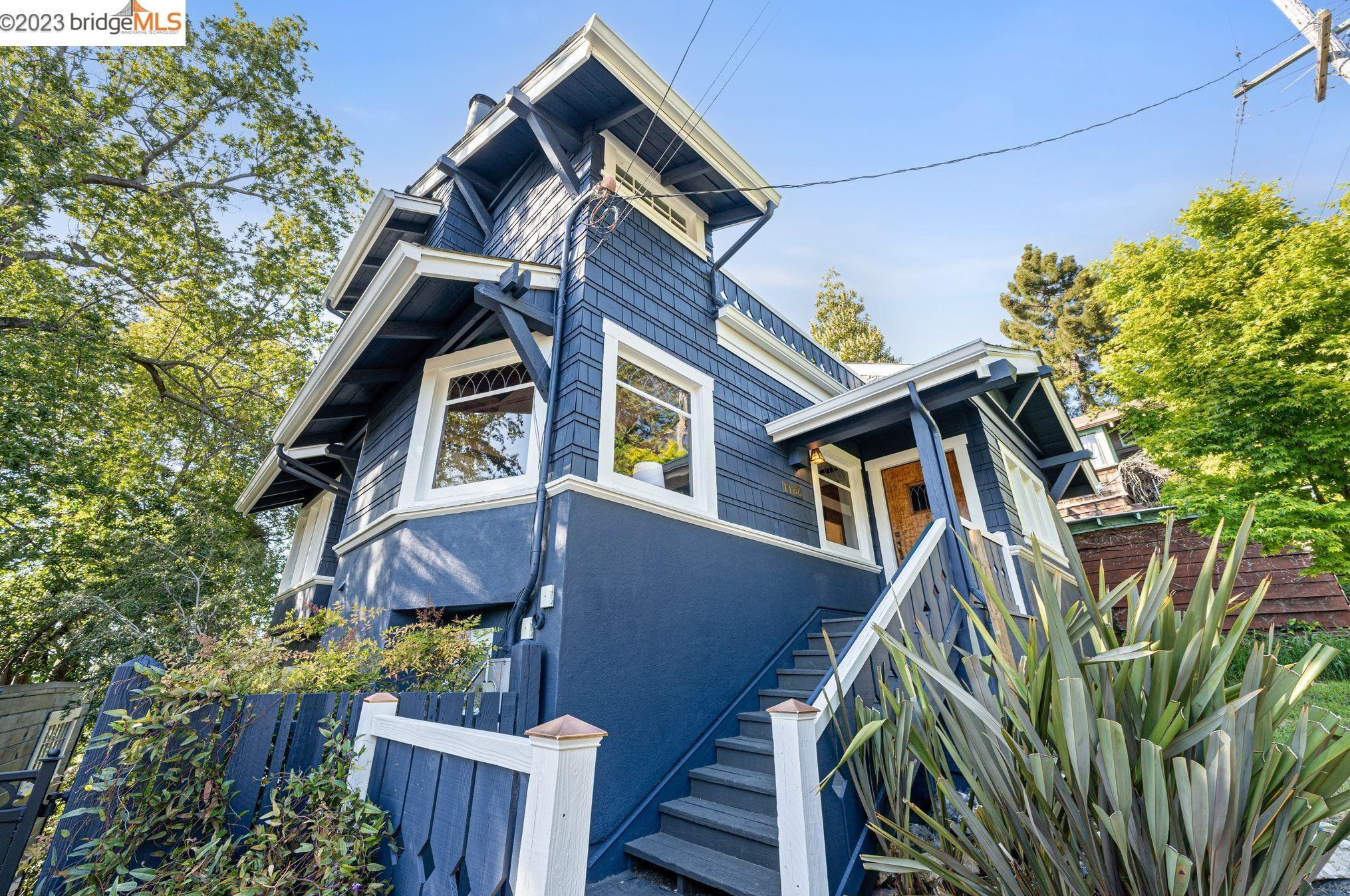 1106 Oxford St, Berkeley, CA 94707