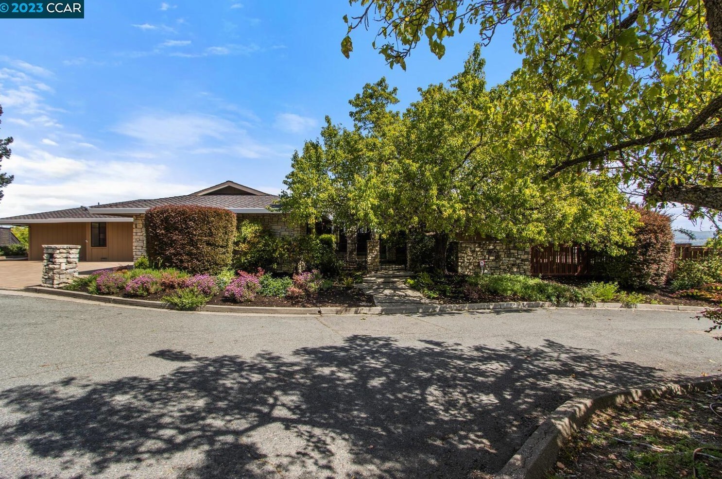 1708 Chapparal Ln, Lafayette, CA 94549-2138