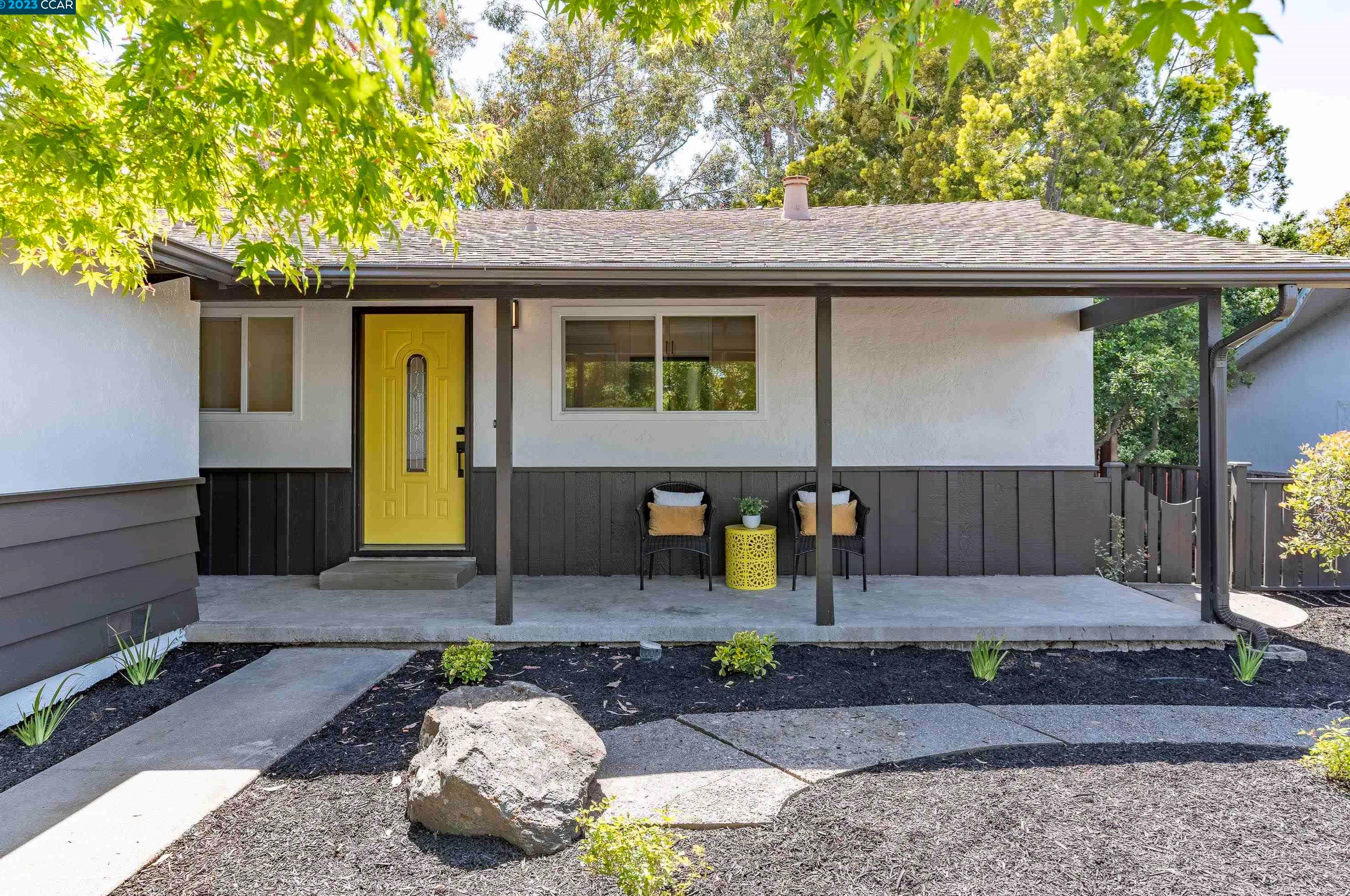32 Rolph Park Dr, Crockett, CA 94525