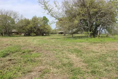 852 Cr 303, Palacios, TX 77465 - Photo 2