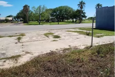 520 Main St., Palacios, TX 77465 - Photo 4