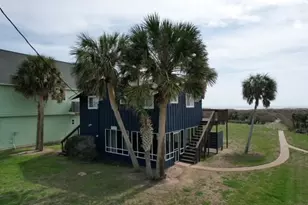 656 Beach Front Dr, Matagorda, TX 77457 - Photo 6