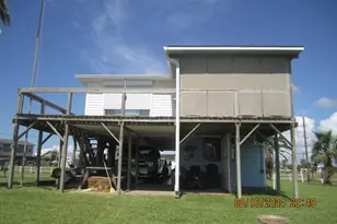 135 Cr 200 Seabreeze, Sargent, TX 77414 - Photo 1