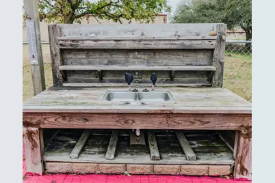 422 Caney, Matagorda, TX 77457 - Photo 12