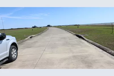 3413 Bay Point, Palacios, TX 77465 - Photo 4