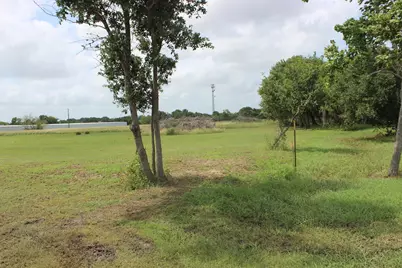 Lot D Koontz Ave, Palacios, TX 77465 - Photo 4