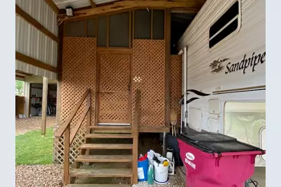 531 Burton, Matagorda, TX 77457 - Photo 18