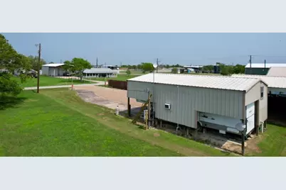 531 Burton, Matagorda, TX 77457 - Photo 8