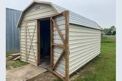 531 Burton, Matagorda, TX 77457 - Photo 16