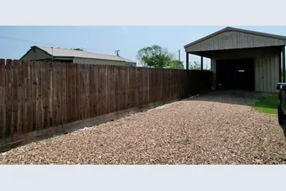 531 Burton, Matagorda, TX 77457 - Photo 12