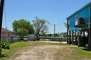 814 Cr 298 Caney, Sargent, TX 77414 - Photo 6