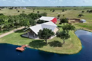 610 Fm 1862, Blessing, TX 77419 - Photo 2