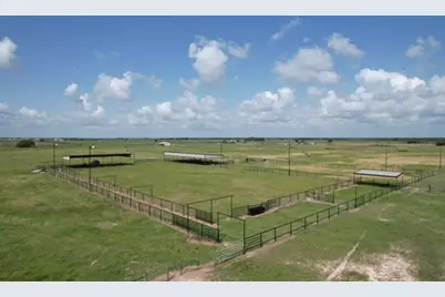 1901 Fm1862, Blessing, TX 77419 - Photo 38