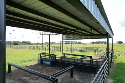 1901 Fm1862, Blessing, TX 77419 - Photo 44