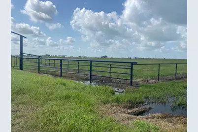 1901 Fm1862, Blessing, TX 77419 - Photo 2