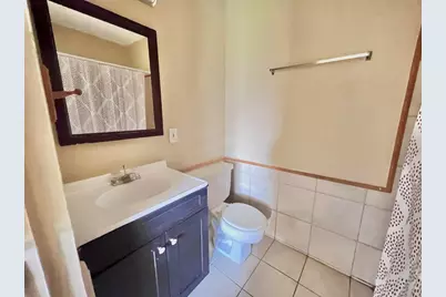 3021 Sycamore Ave Apt 10, Bay City, TX 77414 - Photo 4