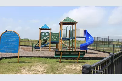 3348 Bay Point Dr., Palacios, TX 77465 - Photo 8