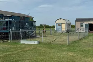 191 Seabass, Palacios, TX 77465 - Photo 2