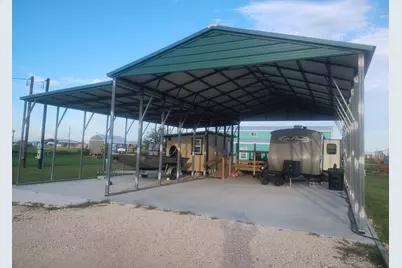 38 Squid, Palacios, TX 77465 - Photo 2